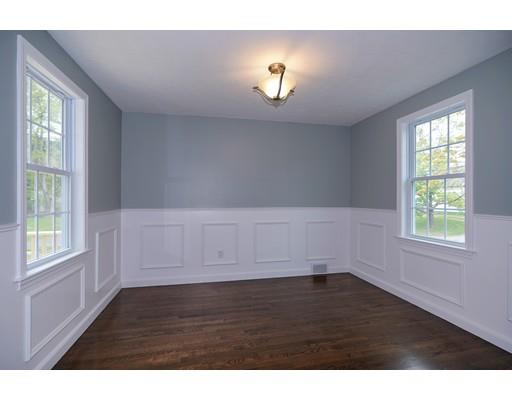 16 Chesterfield Road Northborough, MA 01532 - Photo 4 of 19 Gallery Image 4