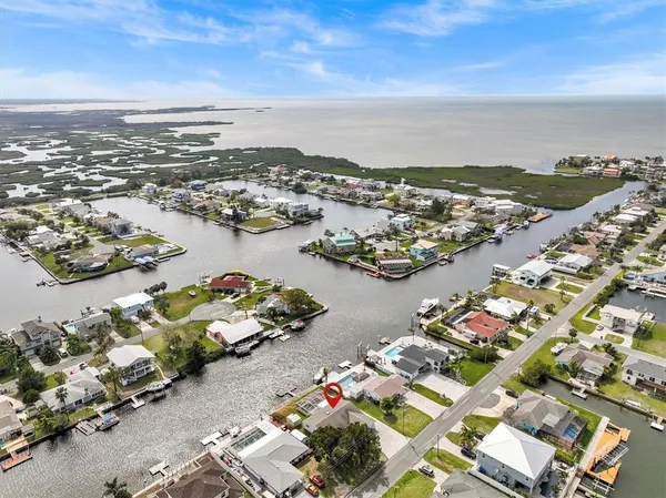$574,900 | 3328 Gulfview Drive, Hernando Beach, FL 34607