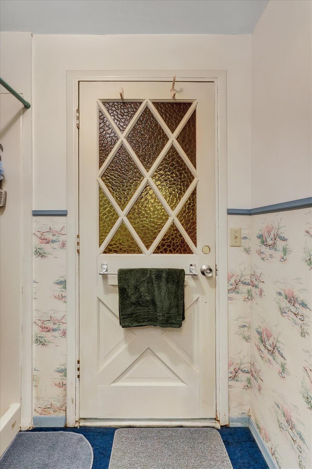 351 Silver Tip Springs Road Strawberry Valley, CA 95981 - Photo 26 of 57 a view of entryway