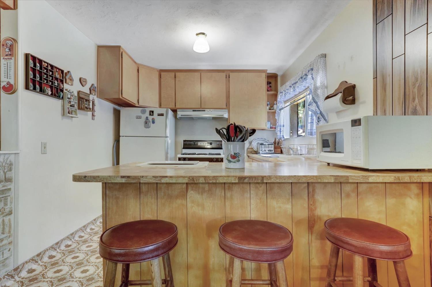 351 Silver Tip Springs Road Strawberry Valley, CA 95981 - Photo 9 of 57