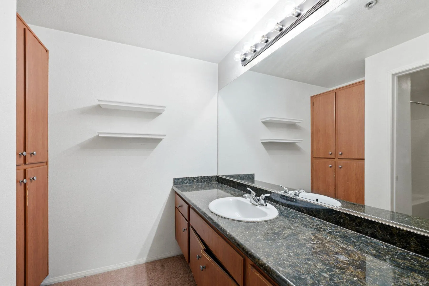 31369 David Temecula, CA 92592 - Photo 19 of 32