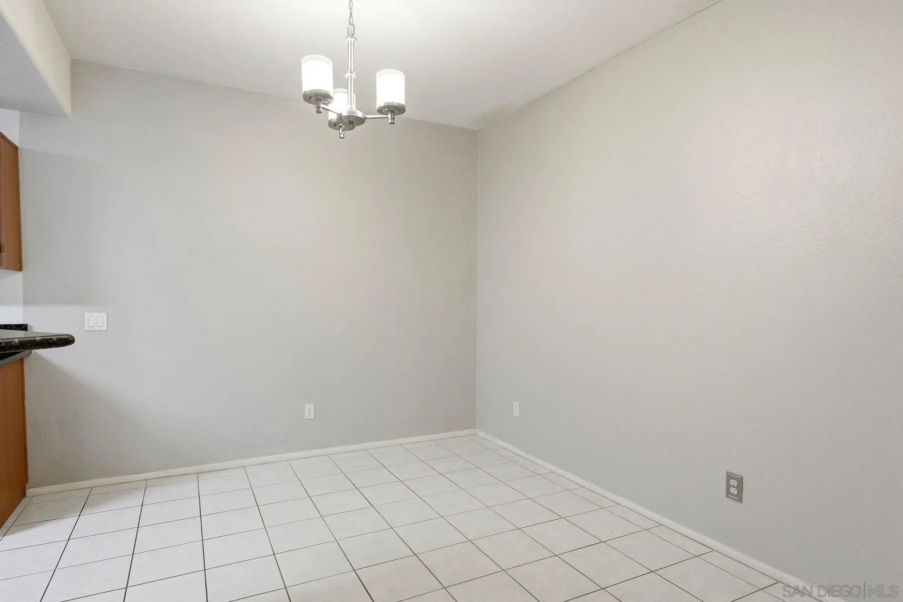 31369 David Temecula, CA 92592 - Photo 9 of 32