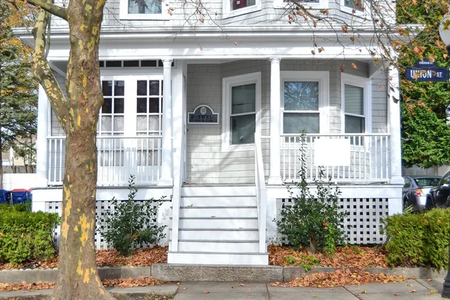 a view of an entryway with staircase