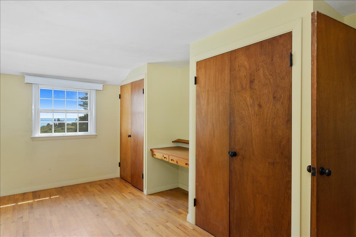 34 Scatteree Road North Chatham, MA 02650 - Photo 29 of 40 a view of an empty room with closet and a window