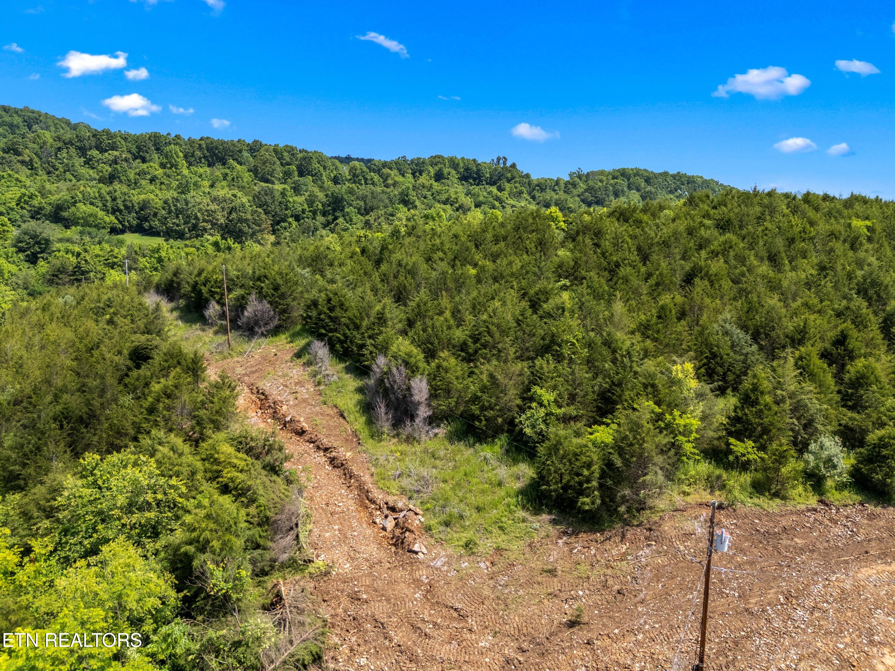 111 Kyle Valley Road Eidson, TN 37731 - Photo 13 of 36 035-111KyleValleyRoad-TN-37731-SMALL