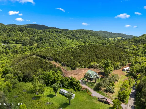 $225,000 | 111 Kyle Valley Road, Eidson, TN 37731