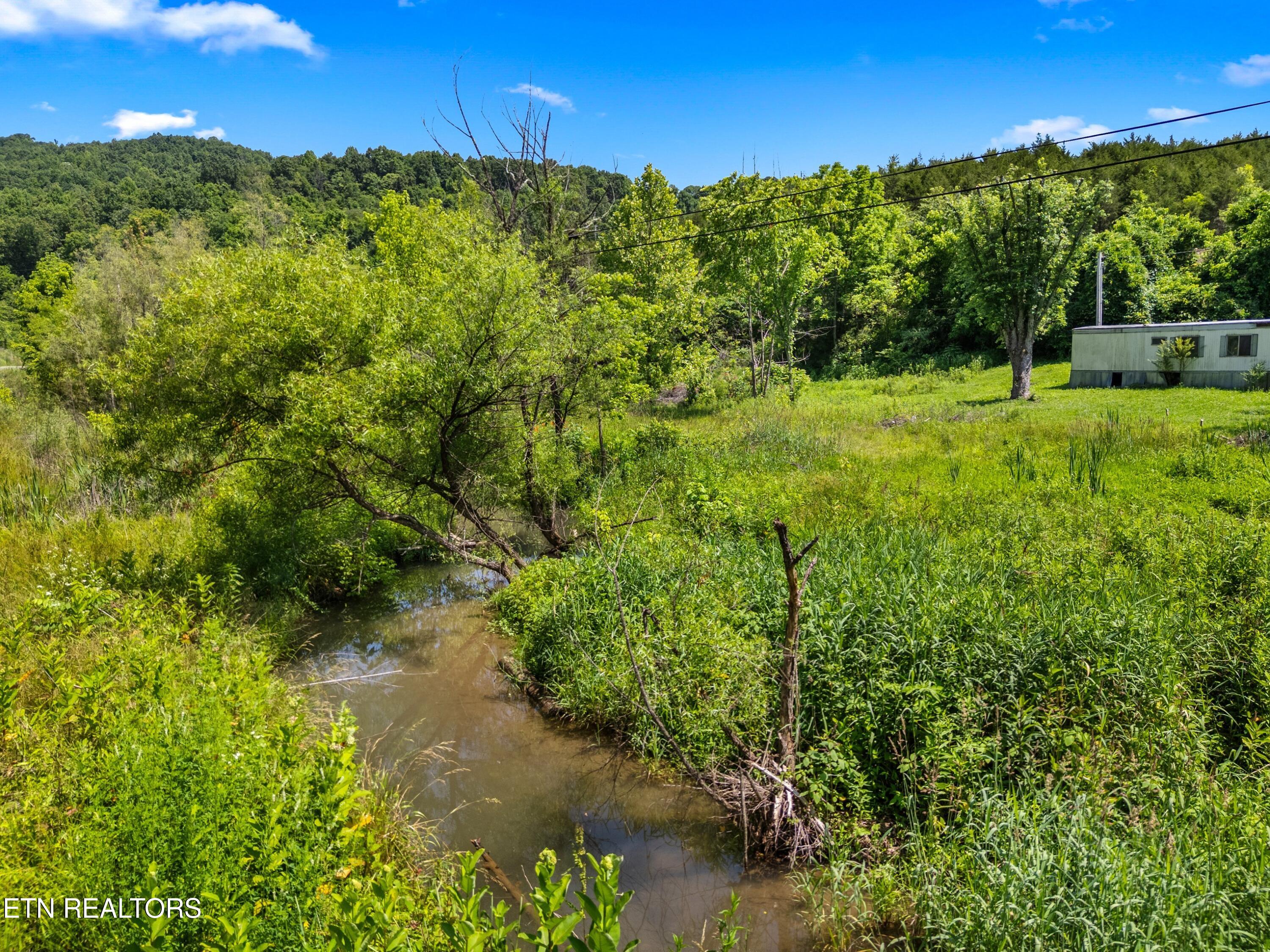 111 Kyle Valley Road Eidson, TN 37731 - Photo 27 of 36 048-111KyleValleyRoad-TN-37731-SMALL