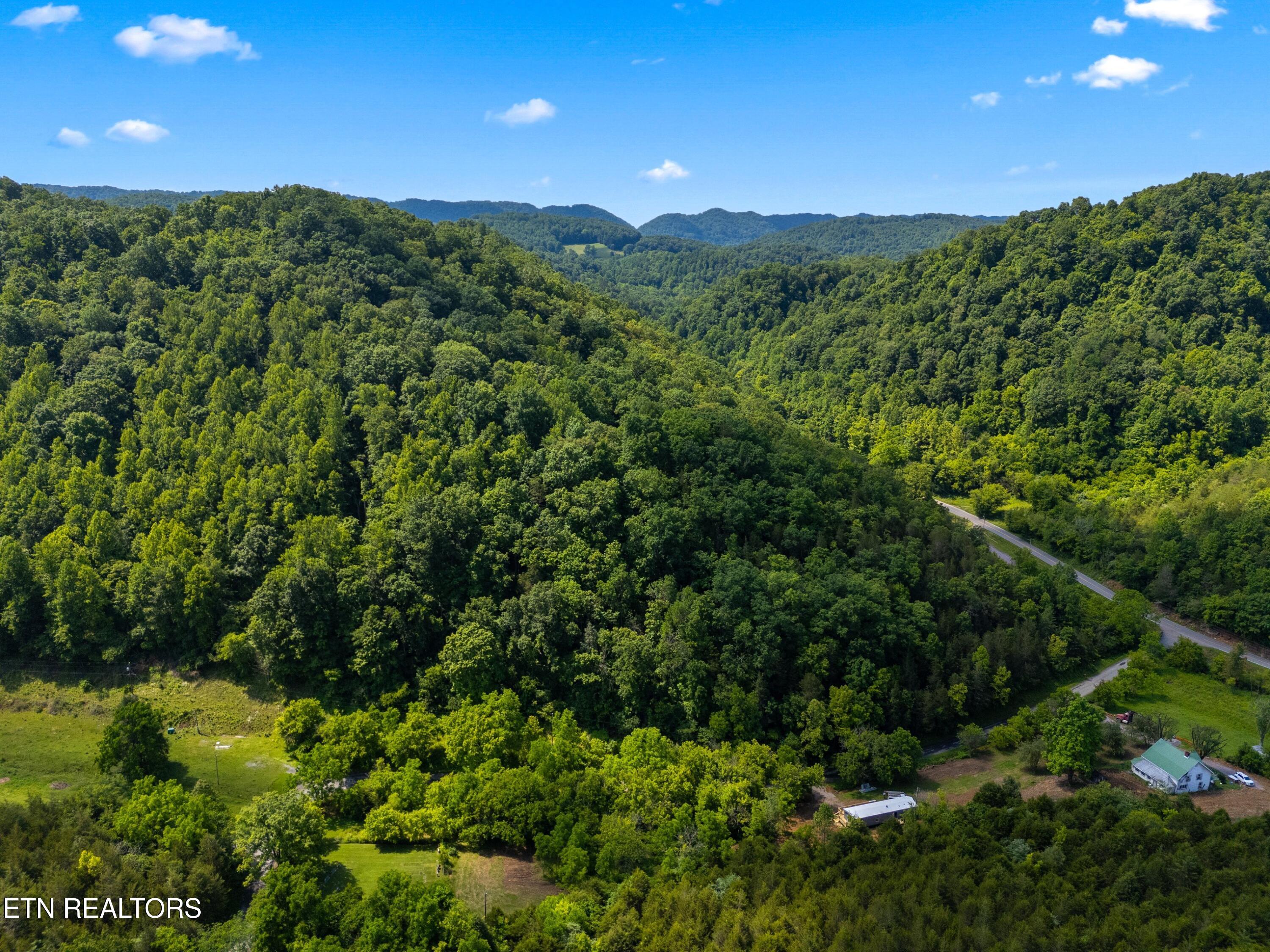 111 Kyle Valley Road Eidson, TN 37731 - Photo 7 of 36 022-111KyleValleyRoad-TN-37731-SMALL