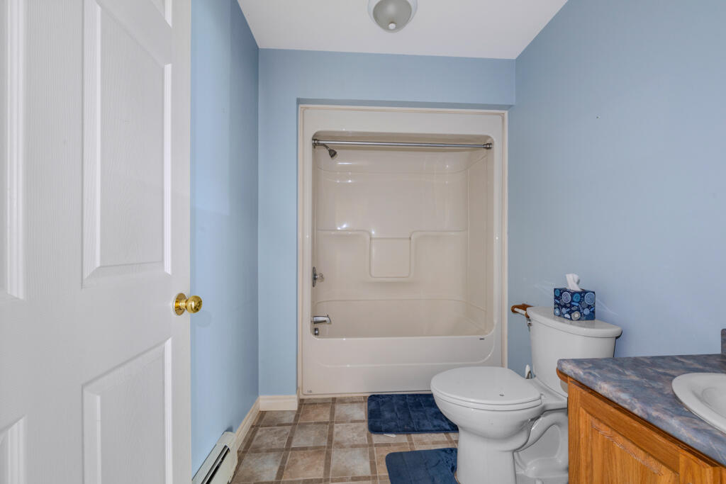 499 Wing Road Hermon, ME 04401 - Photo 20 of 31 Main Bath