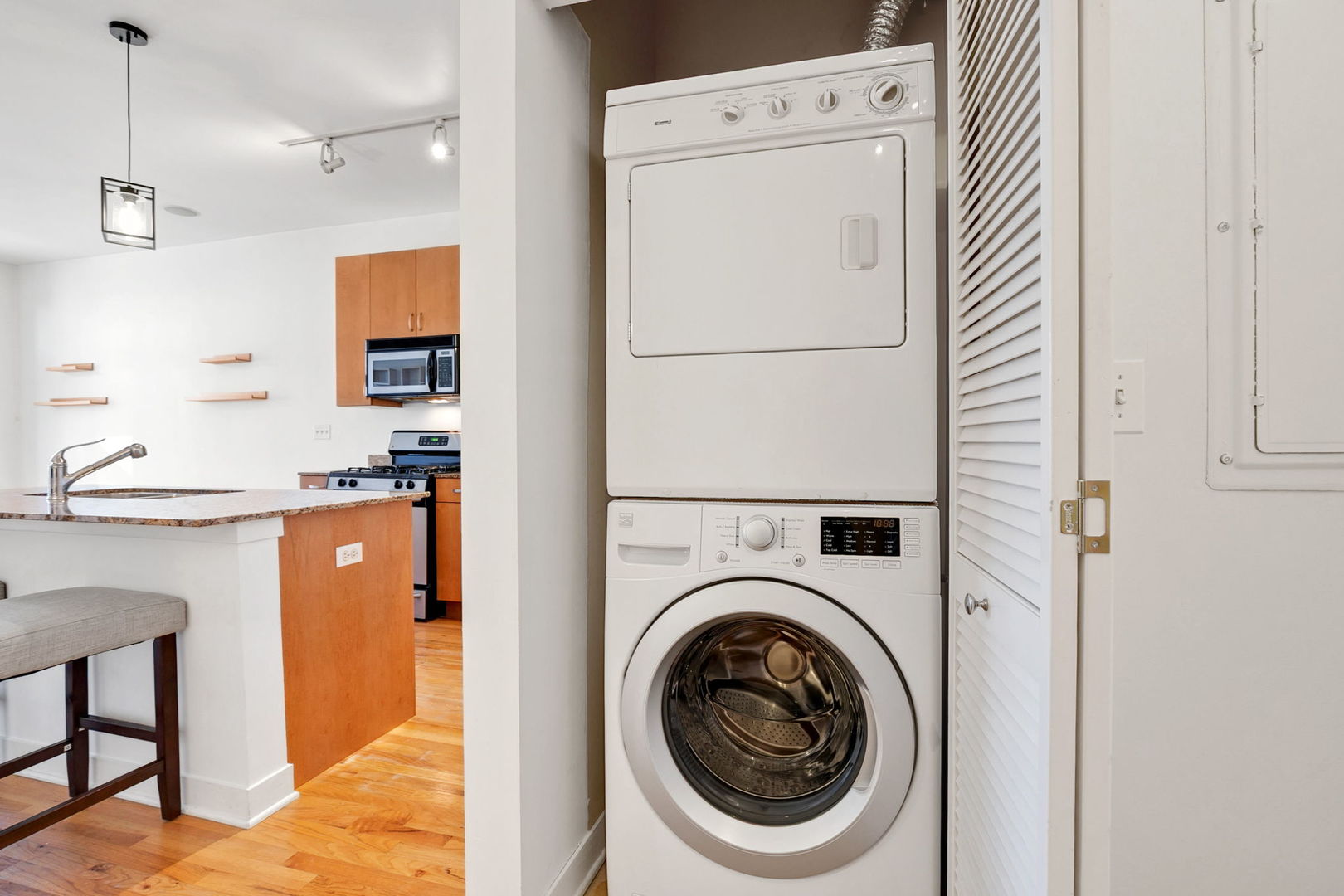 1515 South Halsted Street, Unit 204 Chicago, IL 60607 - Photo 14 of 26