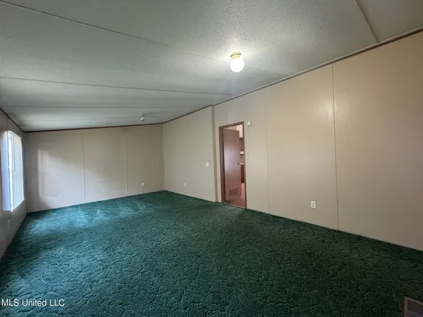 $1,000 | 101 Stockton Drive, Vicksburg, MS 39183