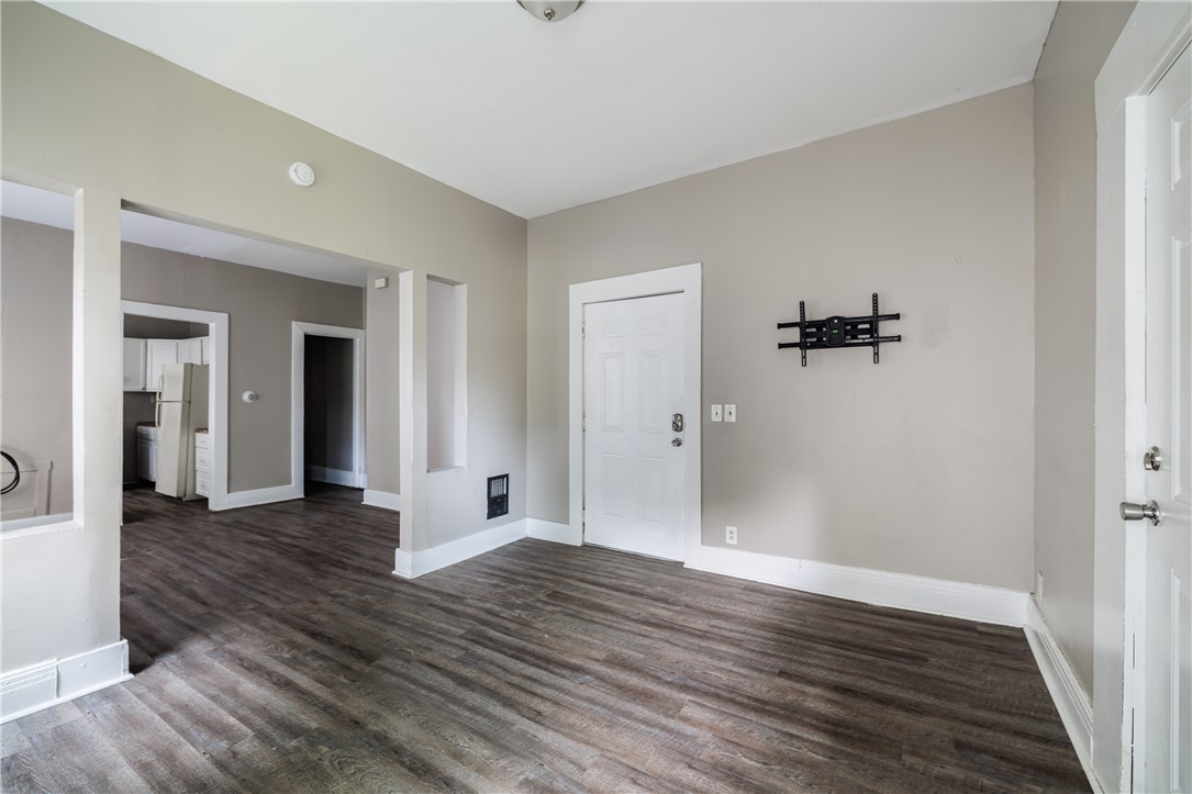110 Ridgeway Avenue Rochester, NY 14615 - Photo 18 of 44