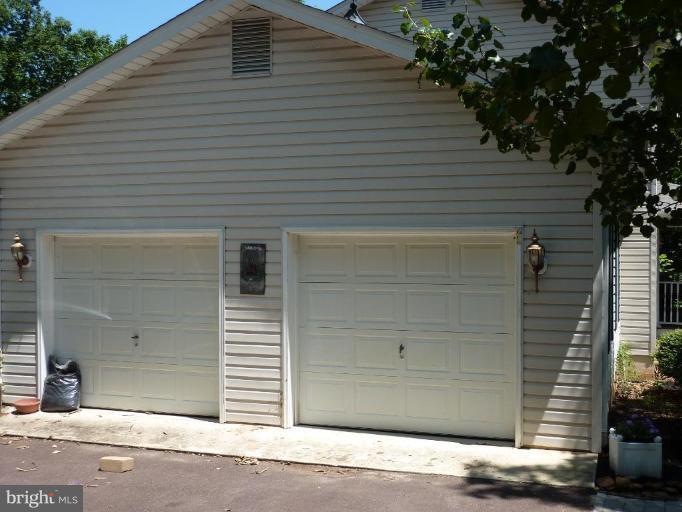 18262 Sumter Road Culpeper, VA 22701 - Photo 24 of 30 Garage 1
