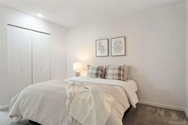 $325,000 | 860 West Moorhead Circle, Unit 2H, Boulder, CO 80305