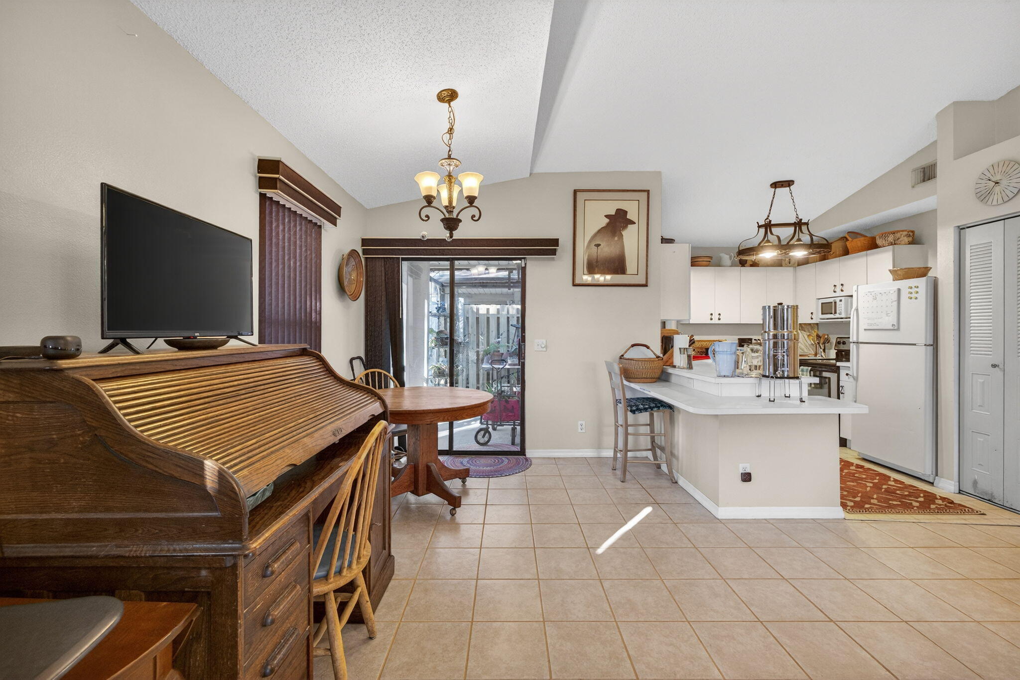 2833 Stoneway Lane, Unit A Fort Pierce, FL 34982 - Photo 12 of 40 6-web-or-mls-3A5A0213