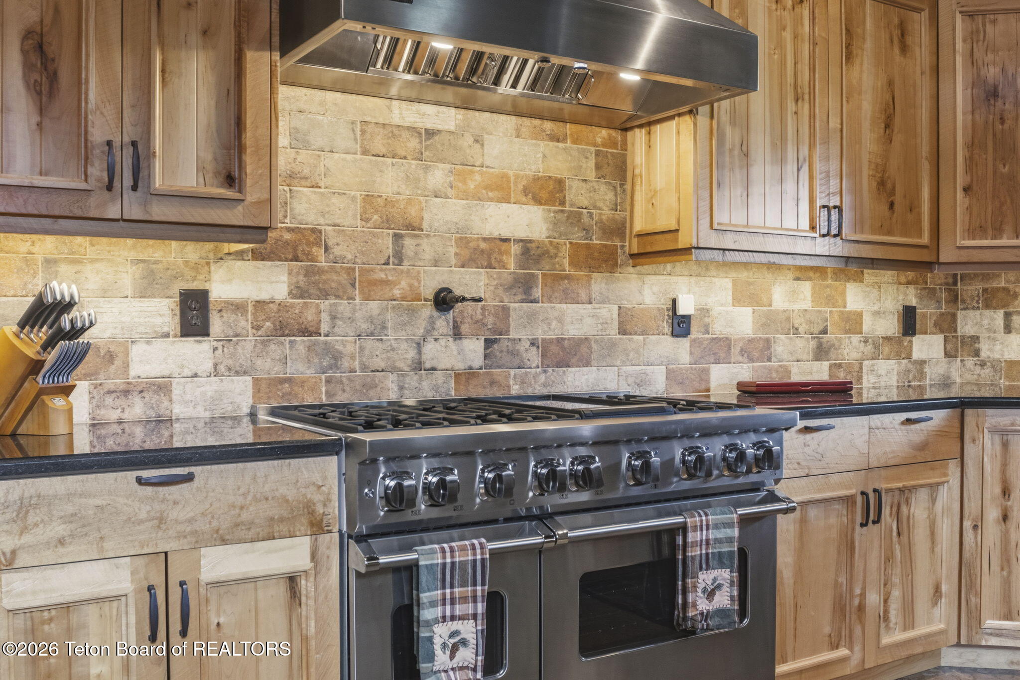 989 Dry Creek Road Afton, WY 83110 - Photo 14 of 129 47-web-or-mls-IMG_9313