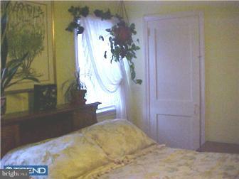 7253 Glenthorne Road Upper Darby, PA 19082 - Photo 8 of 12 Bedroom - Main