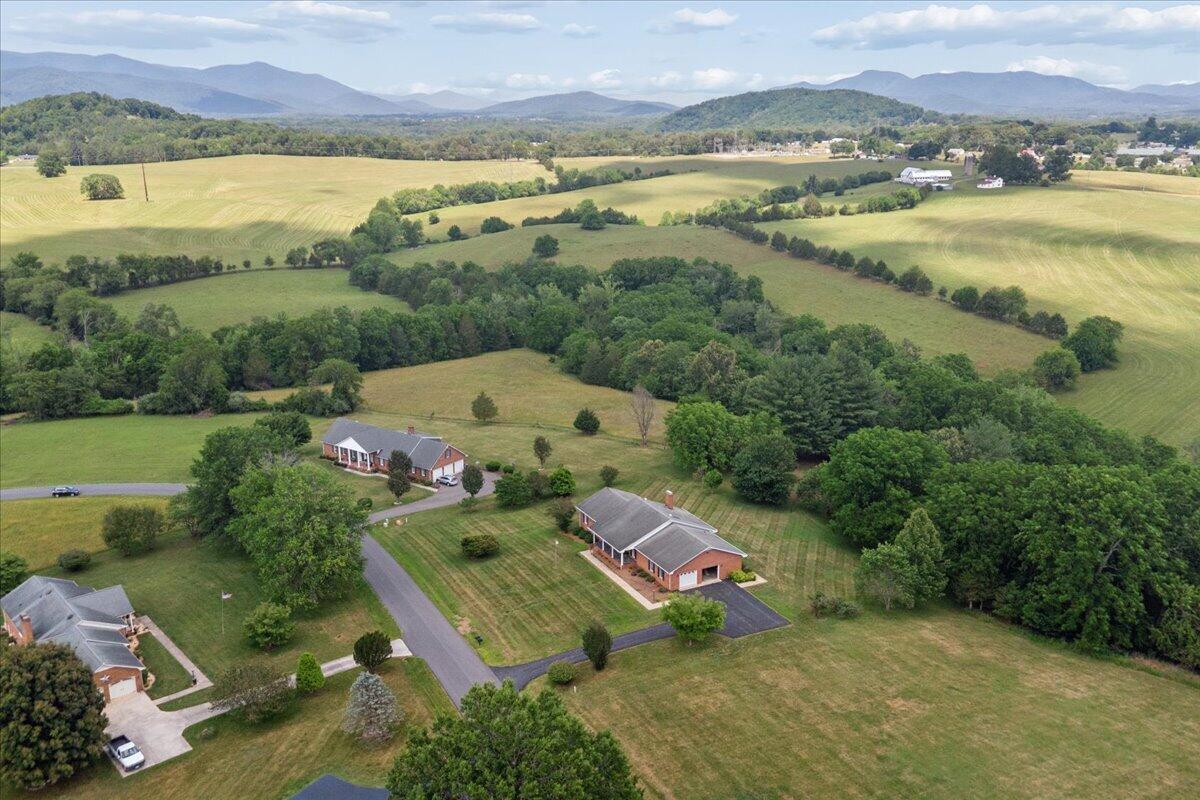 218 North Branch Road Bedford, VA 24523 - Photo 57 of 58 Views