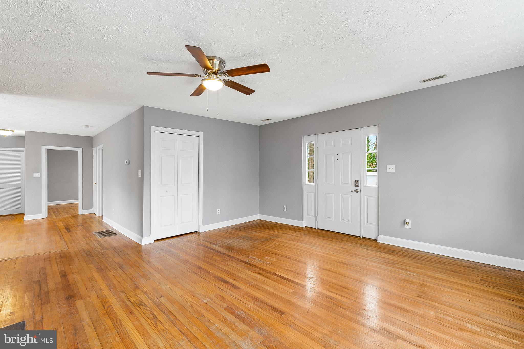 1139 Steamboat Road Shady Side, MD 20764 - Photo 3 of 27 Gallery Image 3