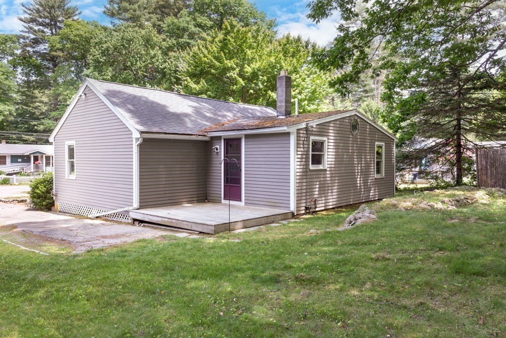 87 River Road Norfolk, MA 02056 - Photo 5 of 37 Gallery Image 5