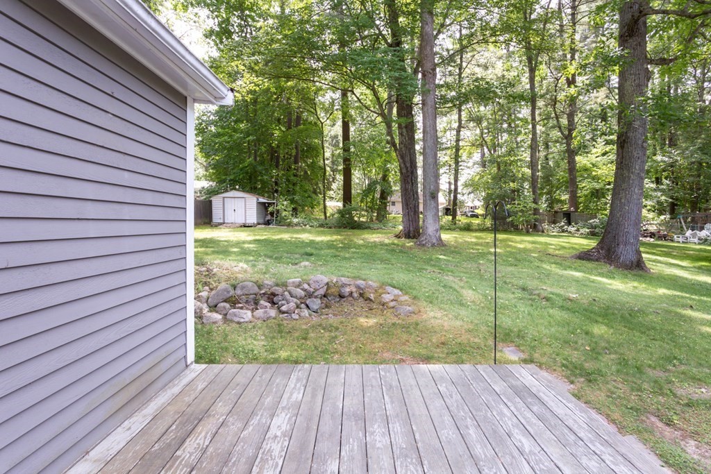 87 River Road Norfolk, MA 02056 - Photo 8 of 37 Gallery Image 8