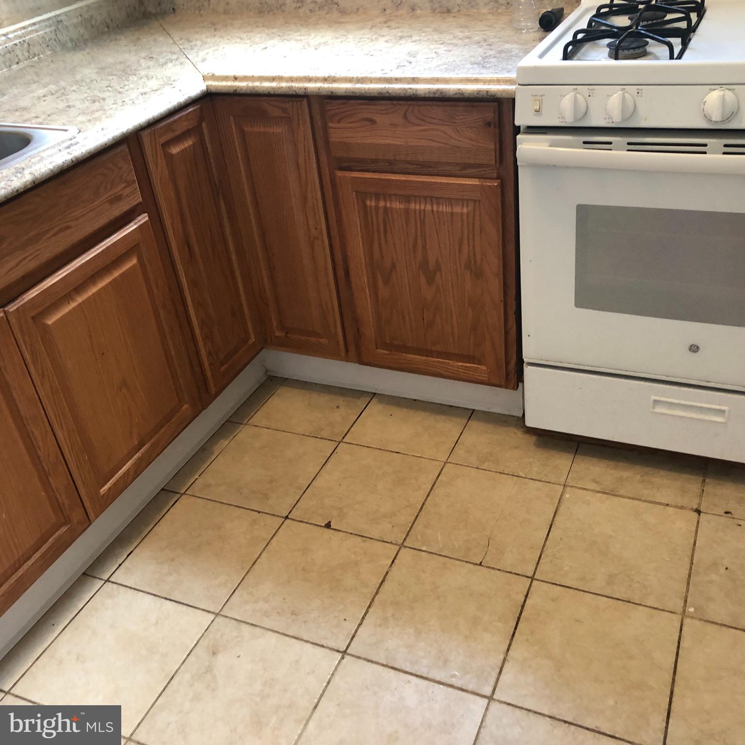 6840 Marshall Road Upper Darby, PA 19082 - Photo 2 of 7