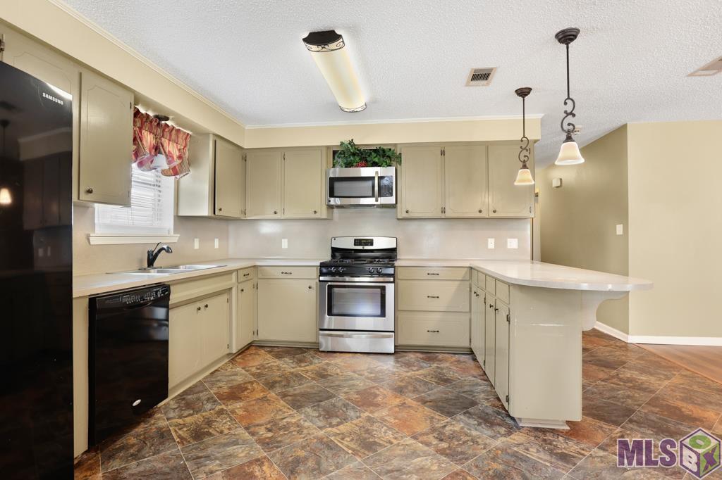 17218 Carpenter Chapel Road Prairieville, LA 70769 - Photo 12 of 23 Gallery Image 12