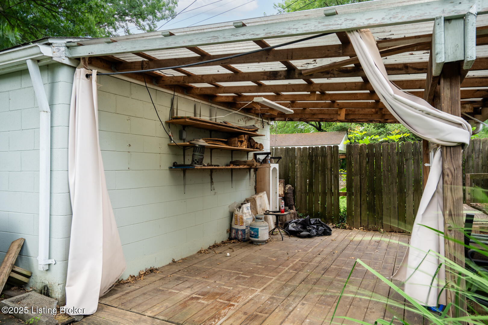 3034 Hendon Road Louisville, KY 40220 - Photo 16 of 21 ethan-lewis-3034-hendon-rd-6