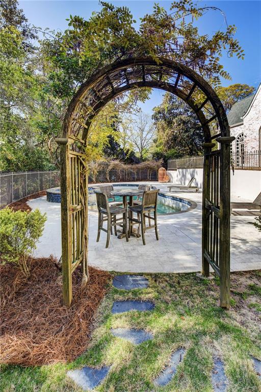3119 Habersham Road Northwest Atlanta, GA 30305 - Photo 26 of 38