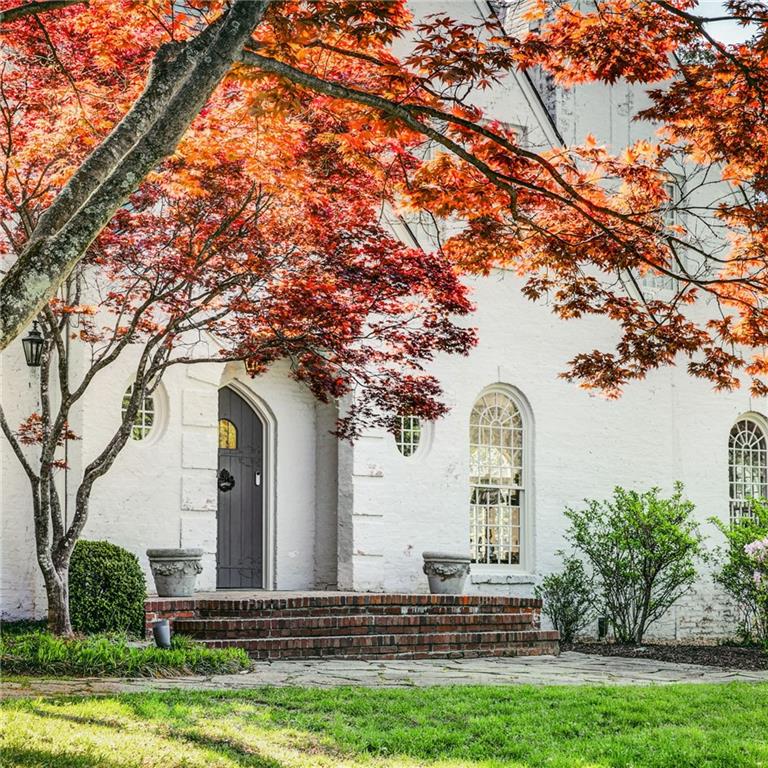 3119 Habersham Road Northwest Atlanta, GA 30305 - Photo 4 of 38