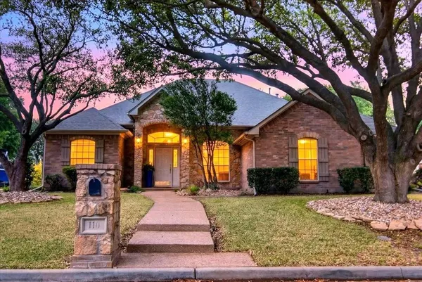 $599,900 | 110 Lariat Trail, Waco, TX 76657