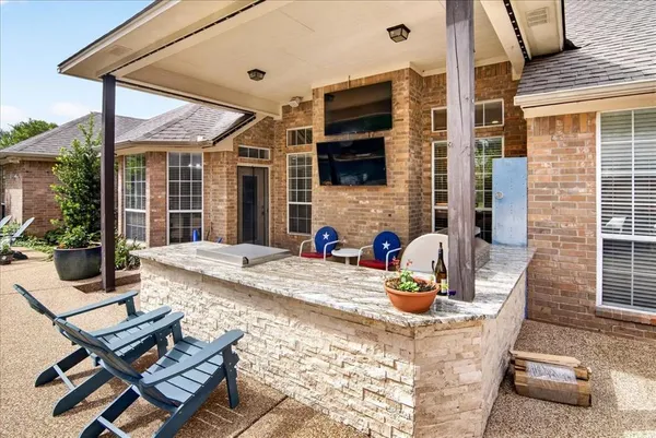 $599,900 | 110 Lariat Trail, Waco, TX 76657