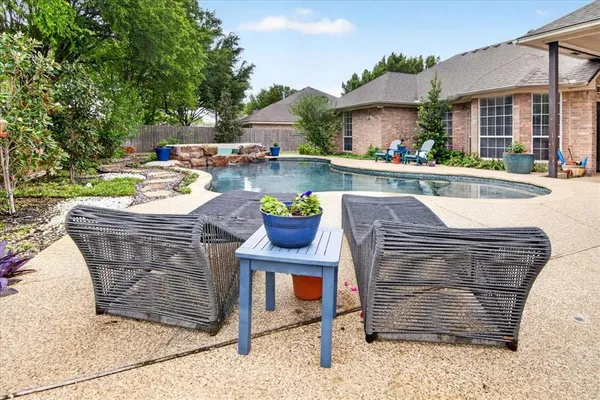 $599,900 | 110 Lariat Trail, Waco, TX 76657