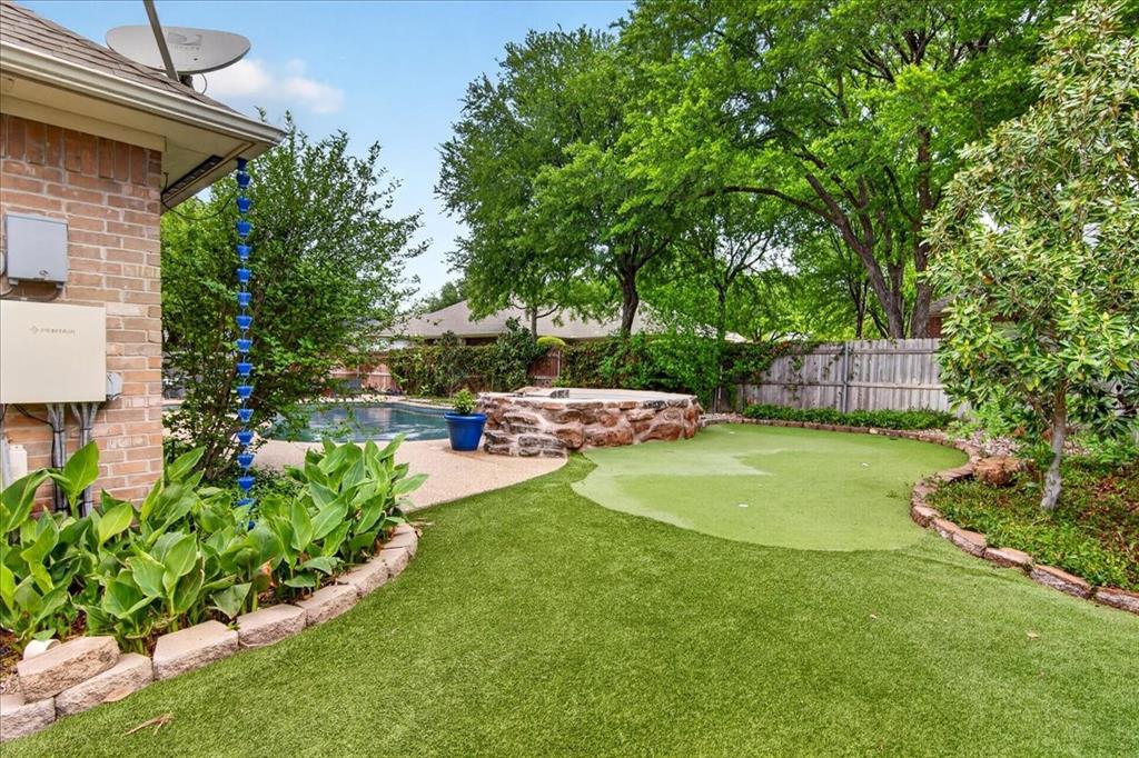 110 Lariat Trail Waco, TX 76657 - Photo 38 of 40