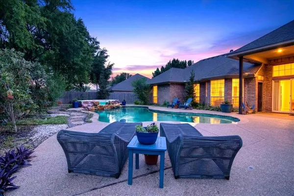 $599,900 | 110 Lariat Trail, Waco, TX 76657