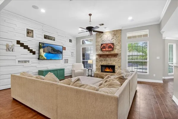 $599,900 | 110 Lariat Trail, Waco, TX 76657