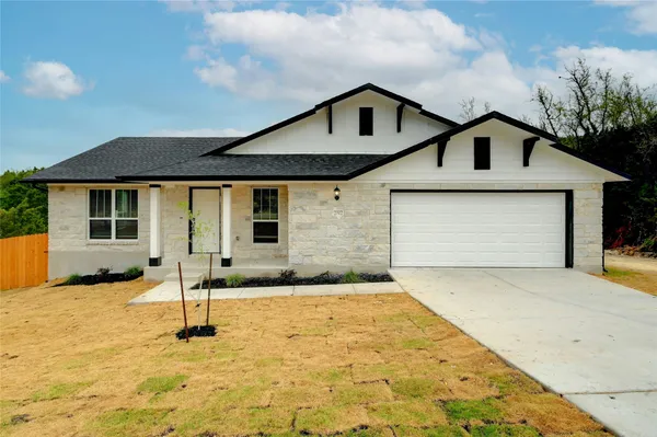 $2,000 | 21502 Paine Avenue, Lago Vista, TX 78645