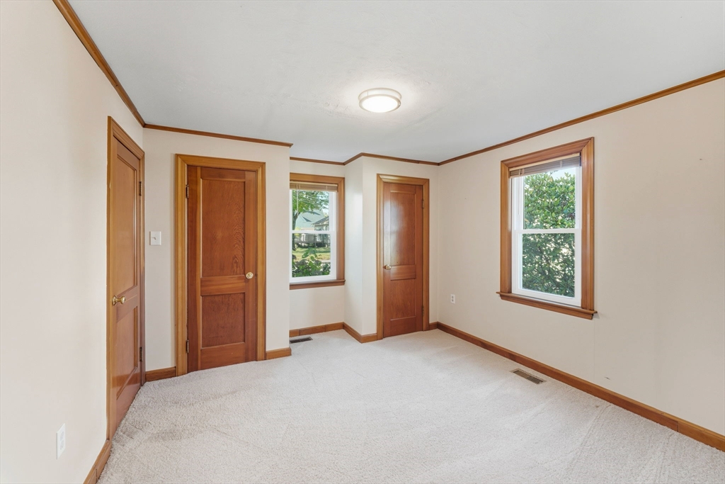 19 Snowling Road Uxbridge, MA 01569 - Photo 12 of 41 Gallery Image 12