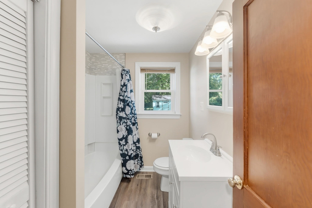 19 Snowling Road Uxbridge, MA 01569 - Photo 17 of 41 Gallery Image 17