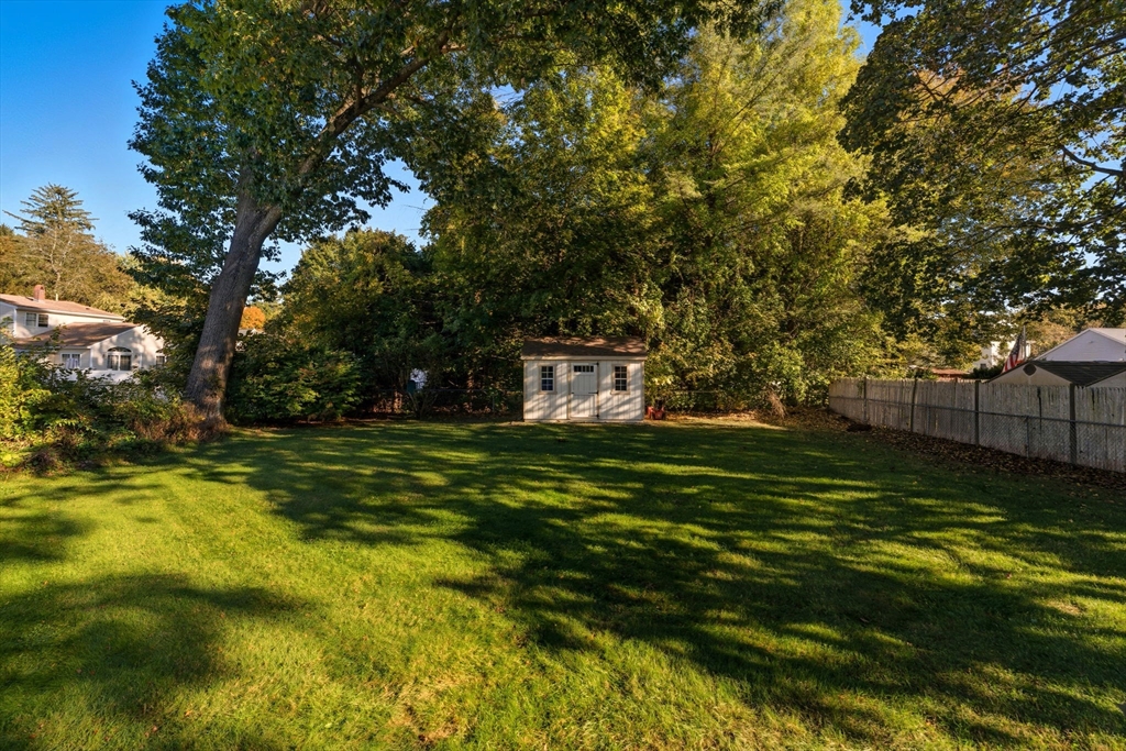 19 Snowling Road Uxbridge, MA 01569 - Photo 37 of 41 Gallery Image 37