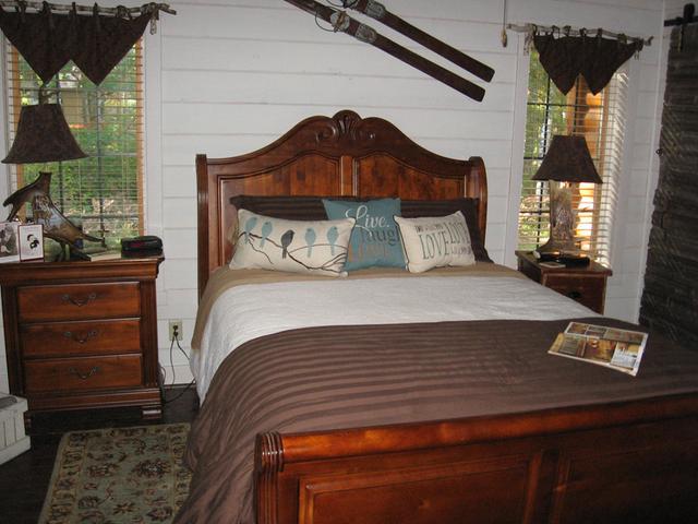 3936 Chain O Lakes Road Eagle River, WI 54521 - Photo 5 of 19 Gallery Image 5