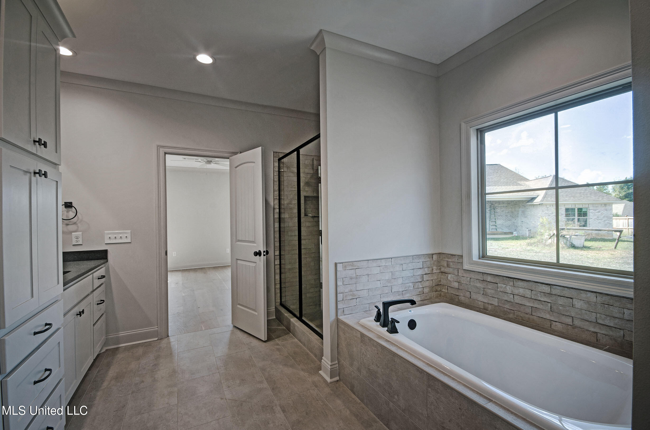 73 Canebrake Court Clinton, MS 39056 - Photo 18 of 33 IMGP3189_90_91