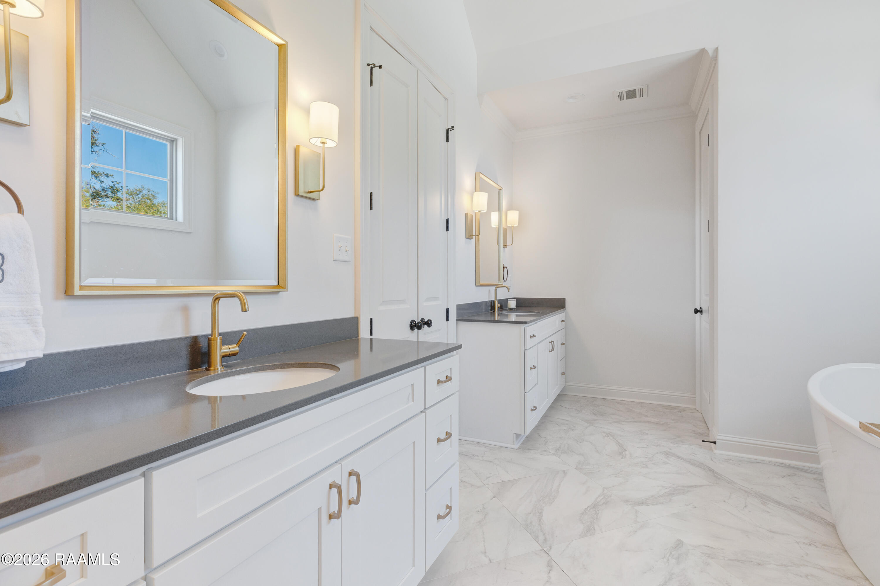 114 North Beadle Road Lafayette, LA 70508 - Photo 3 of 3 114 N Beadle Lafayette-17