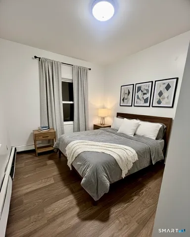 $2,700 | 93 Park Terrace, Bridgeport, CT 06604