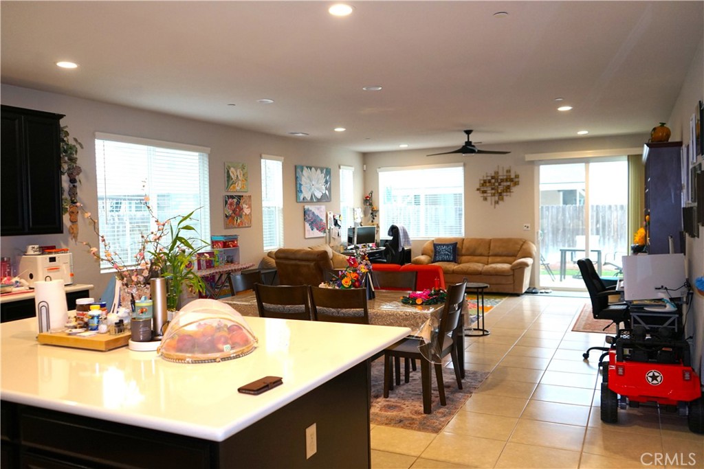 2377 Mariner Way Merced, CA 95340 - Photo 12 of 30