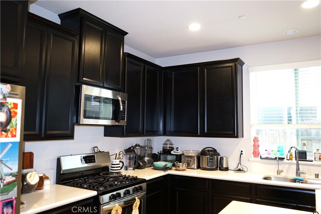 2377 Mariner Way Merced, CA 95340 - Photo 14 of 30