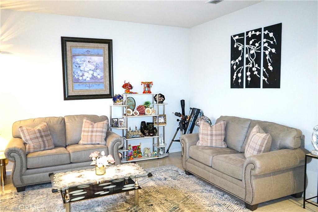 2377 Mariner Way Merced, CA 95340 - Photo 9 of 30