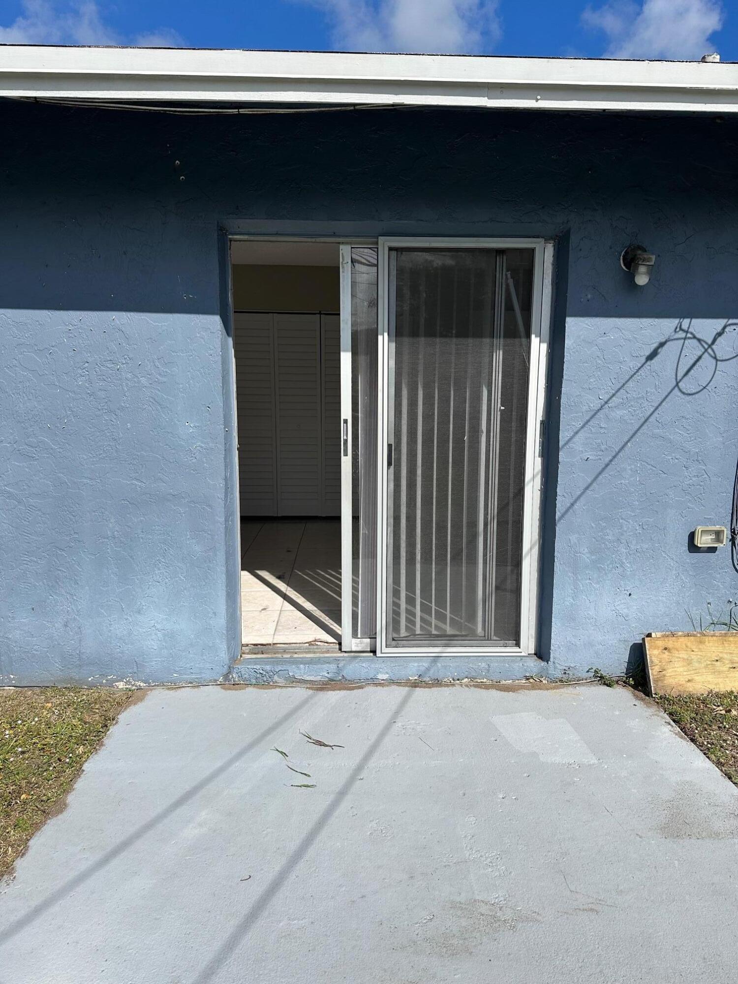 4760 Davis Road, Unit 4786 Lake Worth, FL 33461 - Photo 8 of 10 IMG_9776