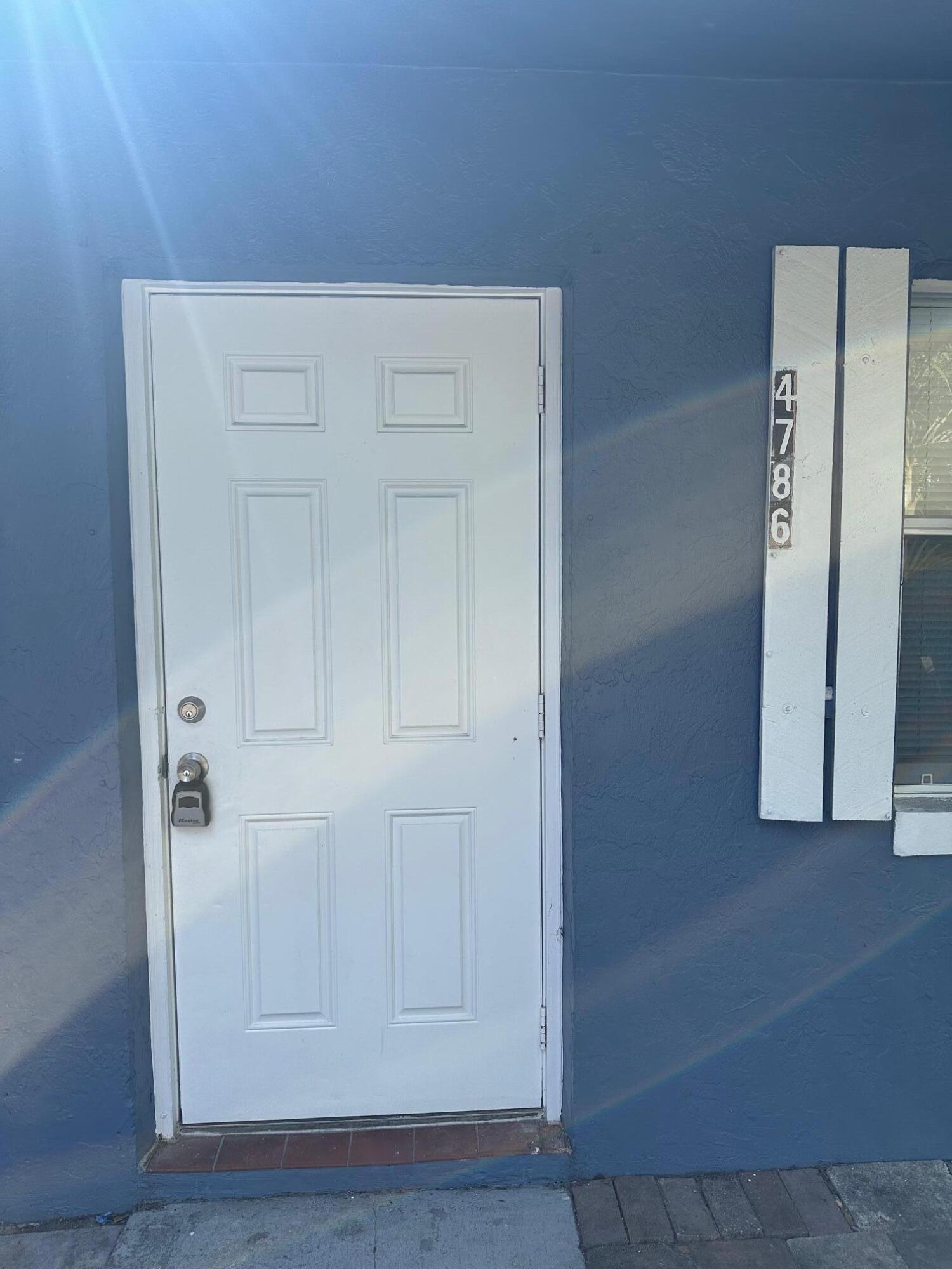 4760 Davis Road, Unit 4786 Lake Worth, FL 33461 - Photo 10 of 10 IMG_9765