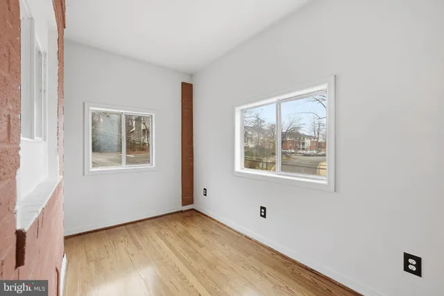 $5,250 | 2030 North Quinn Street, Arlington, VA 22209